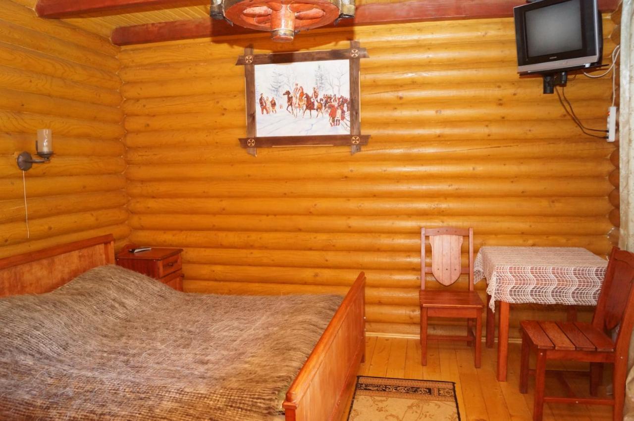 Hotel Норіс à Myhove Extérieur photo