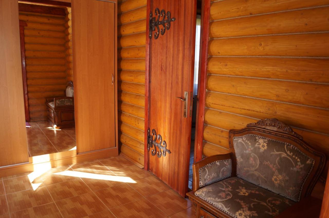 Hotel Норіс à Myhove Extérieur photo